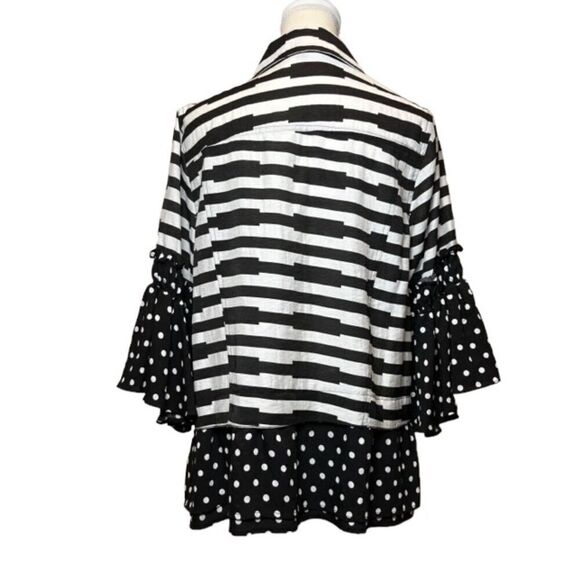 Dor Dor Couture Button Front, Bell Sleeve Black White Top Jacket Size Medium - Picture 4 of 13